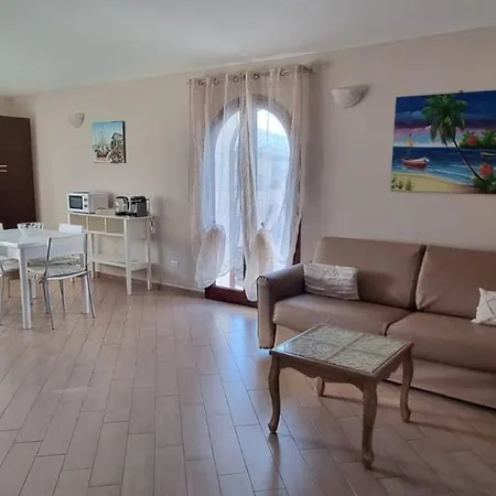 Casa Julia - Meraviglioso Attico Al Centro Di Budoni, Vista Mare - Apartment Budoni