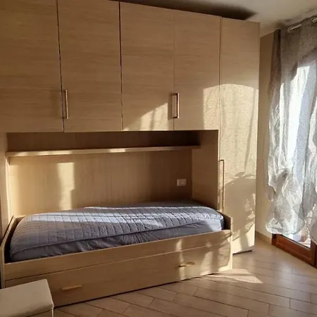 Casa Julia - Meraviglioso Attico Al Centro Di Budoni, Vista Mare - *