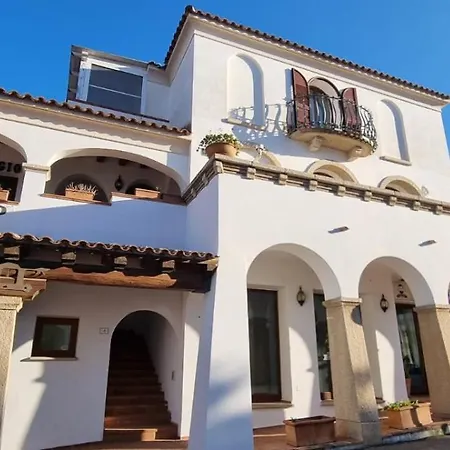Casa Julia - Meraviglioso Attico Al Centro Di Budoni, Vista Mare -